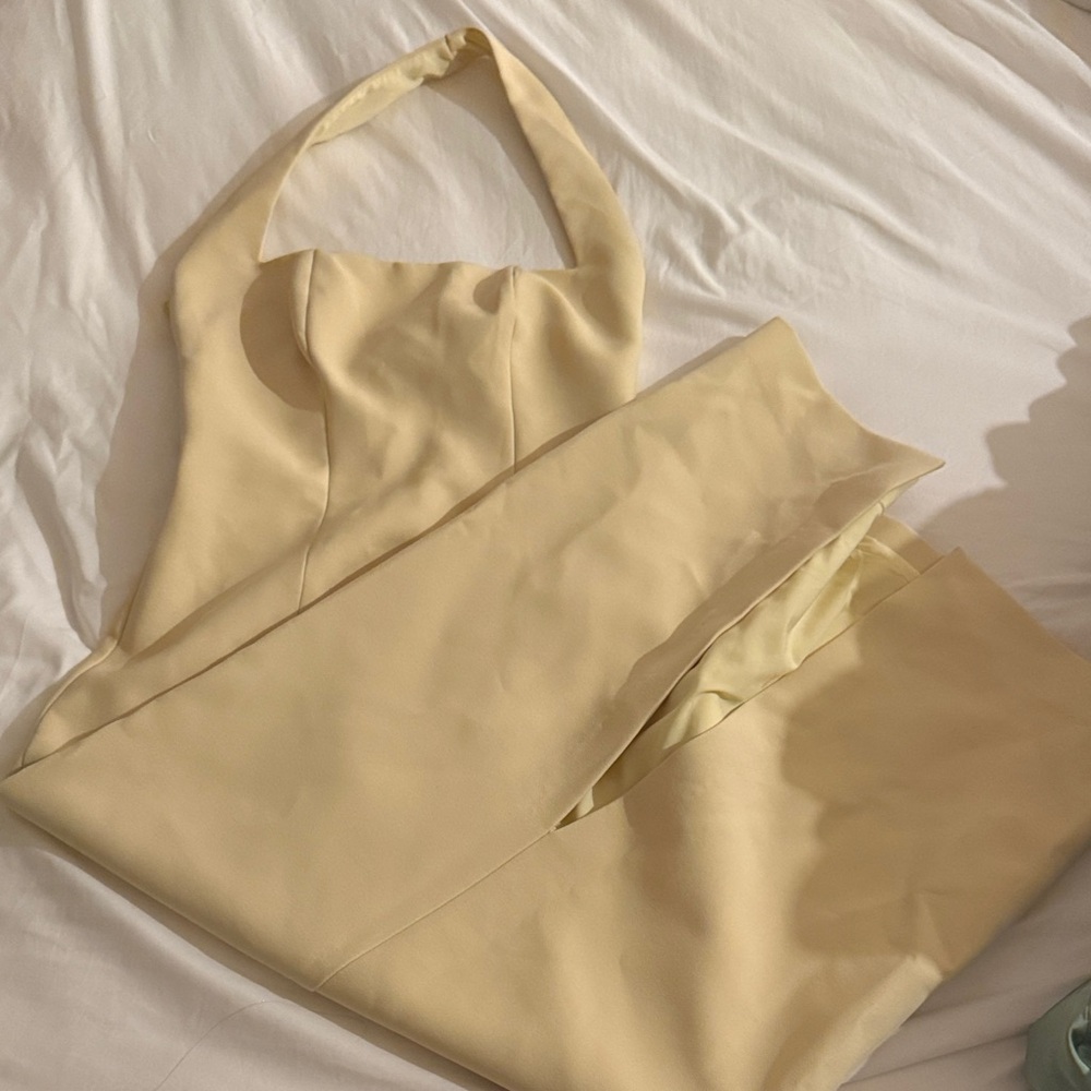 The Ultimate Muse Halter Neck Midi Dress